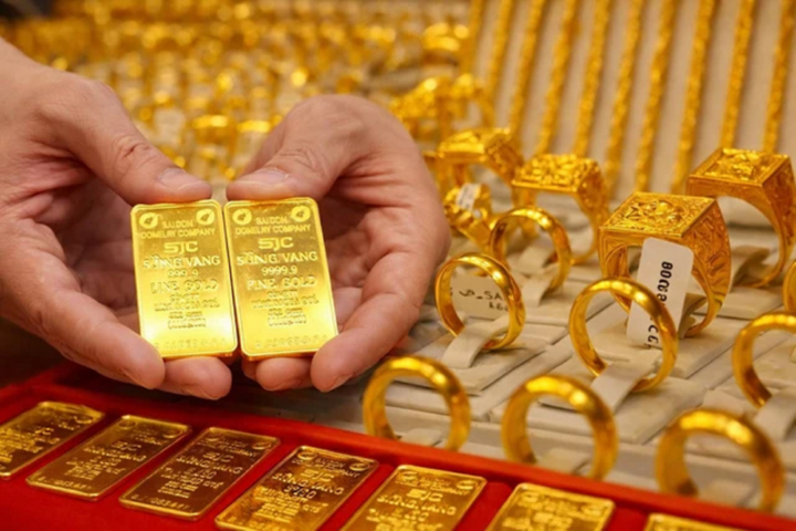 Giá vàng hôm nay 27/5: Quay đầu lao dốc