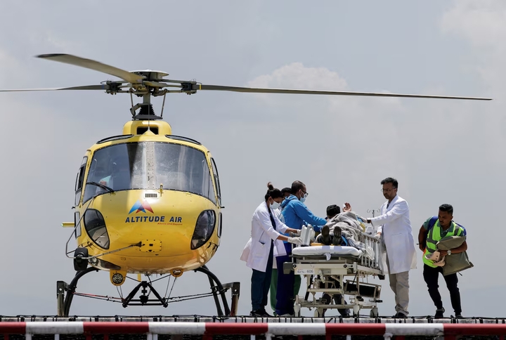 Sống sót kỳ diệu gần 1 tuần trên đỉnh Everest không thức ăn, không oxy hỗ trợ