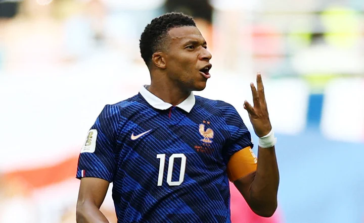 Mbappe phá kỷ lục vĩ đại của Messi