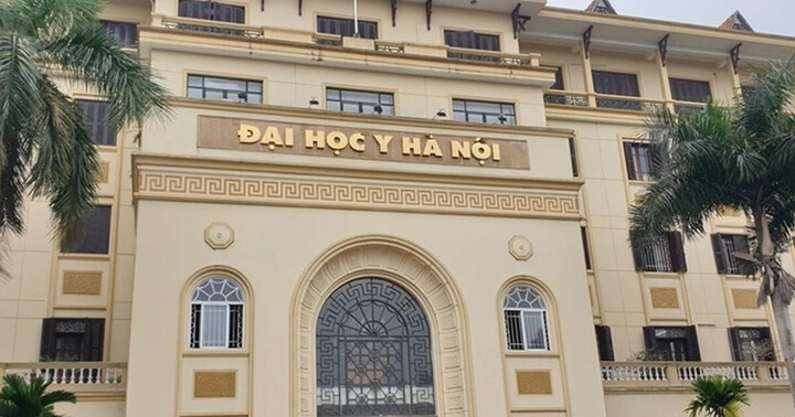 Danh sách những thí sinh đầu tiên trúng tuyển Trường Đại học Y Hà Nội